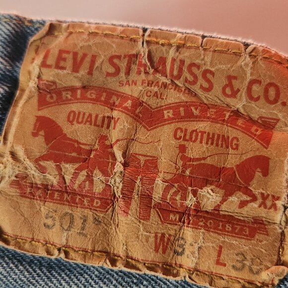 Levi's 501's - Picture 6 of 8